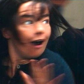 Fotoğraf Karanlıkta Dans