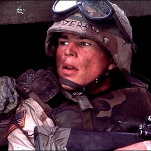 Fotoğraf Kara Şahin Düştü