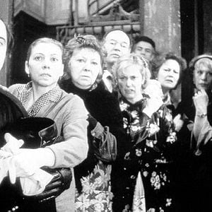 Fotoğraf Halkımız Avanta Peşinde