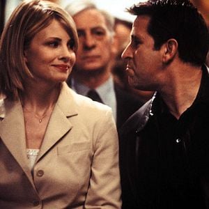 Fotoğraf Aşk Kapıyı Çalınca