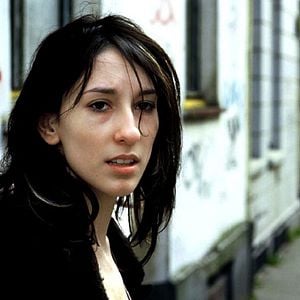 Fotoğraf Duvara Karşı