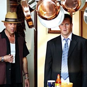 Fotoğraf Katil Komşum Geri Döndü