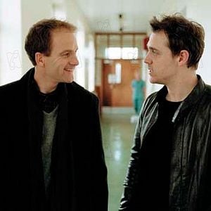 Fotoğraf Adrian Rawlins