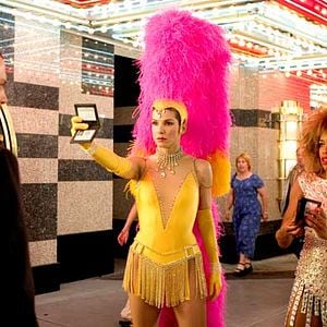 Fotoğraf Güzel Dedektif 2: Silahlı ve Cazibeli