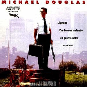 Fotoğraf Falling Down