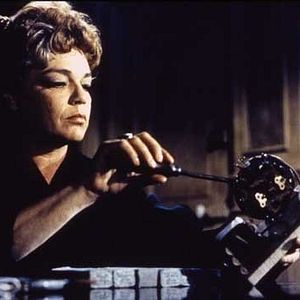 Fotoğraf Gölgeler Ordusu