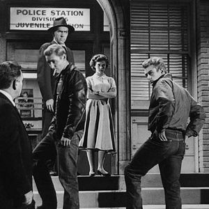 Fotoğraf Asi Gençlik