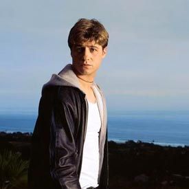 Fotoğraf Ben McKenzie