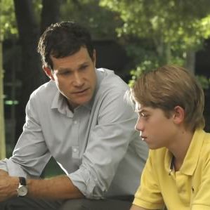 Fotoğraf Dylan Walsh