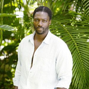 Fotoğraf Adewale Akinnuoye-Agbaje
