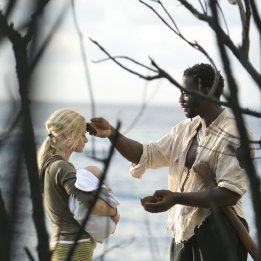 Fotoğraf Adewale Akinnuoye-Agbaje