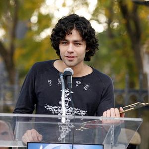 Fotoğraf Adrian Grenier