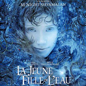 Fotoğraf Sudaki Kız