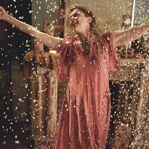 Fotoğraf Elde Makas Koşmak