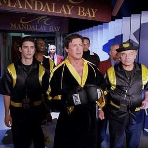 Fotoğraf Burt Young