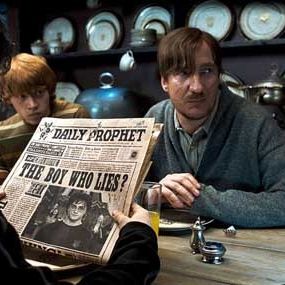 Fotoğraf Harry Potter ve Zümrüdüanka Yoldaşlığı