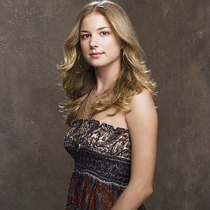 Fotoğraf Emily VanCamp