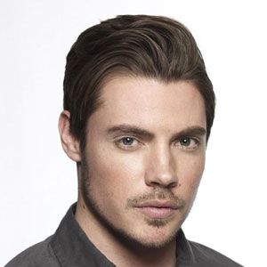 Fotoğraf Josh Henderson