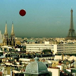 Fotoğraf Kırmızı Balon'un Yolculuğu