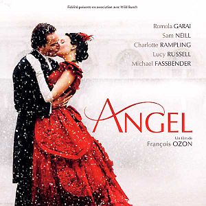 Fotoğraf Romola Garai