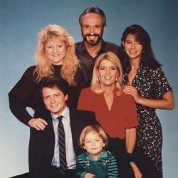 Fotoğraf Family Ties