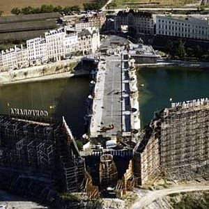 Fotoğraf Köprüüstü Aşıkları