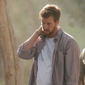 Fotoğraf Kenneth Mitchell