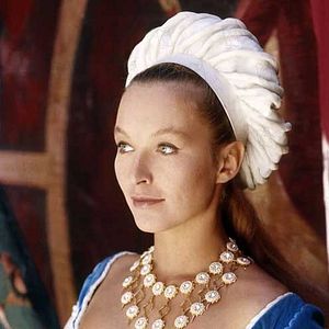 Fotoğraf Geceyarısında Çanlar