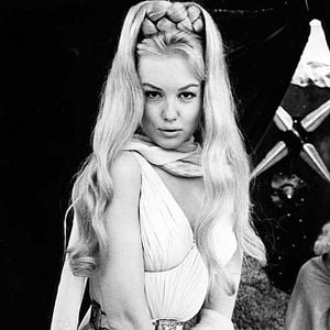 Fotoğraf Mylène Demongeot