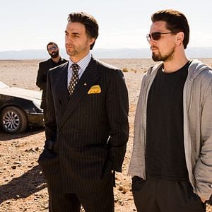 Fotoğraf Yalanlar Üstüne