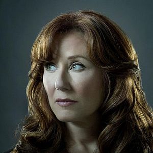Fotoğraf Mary McDonnell