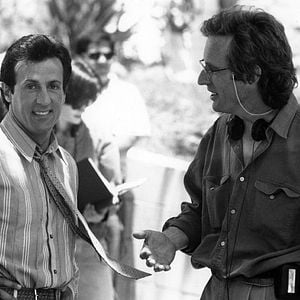 Fotoğraf Dur! Yoksa Annem Ateş Edecek