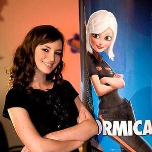 Fotoğraf Canavarlar Yaratıklara Karşı