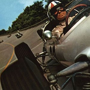 Fotoğraf Ölümle Yarışanlar