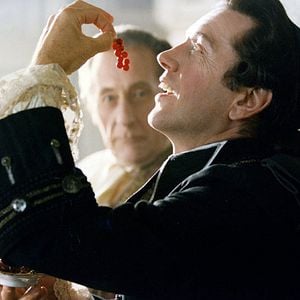 Fotoğraf Gülünç İlişkiler