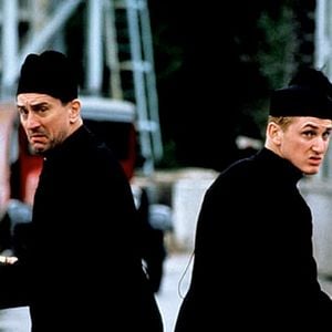 Fotoğraf Biz Melek Değiliz