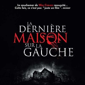 Fotoğraf Soldaki Son Ev