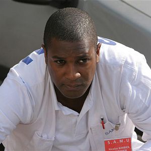 Fotoğraf Équipe médicale d'urgence