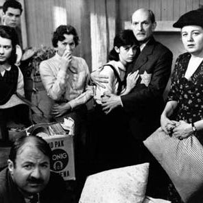 Fotoğraf Anne Frank'in Hatıra Defteri