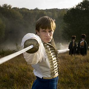 Fotoğraf Şafakta Düello