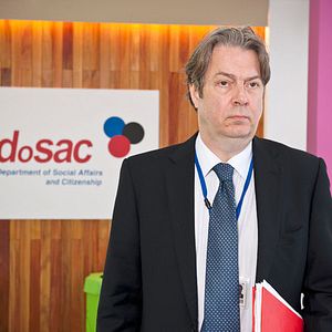 Fotoğraf Roger Allam