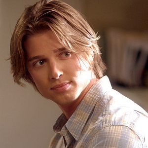 Fotoğraf Drew Van Acker