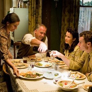 Fotoğraf James Badge Dale