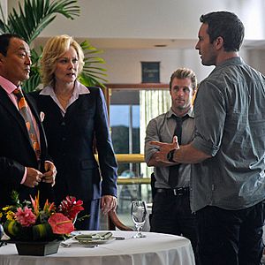 Fotoğraf Alex O'Loughlin