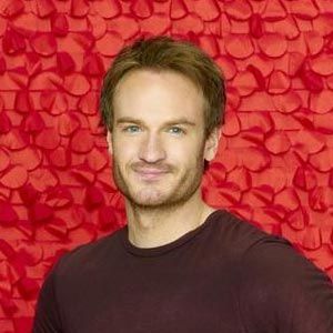 Fotoğraf Josh Lawson