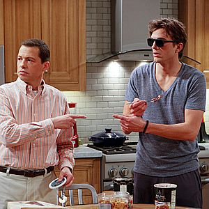 Fotoğraf Two and a Half Men