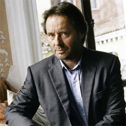 Fotoğraf Donna Leon