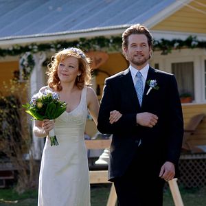 Fotoğraf Men in Trees