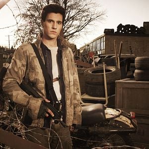 Fotoğraf Falling Skies