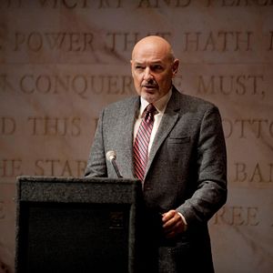 Fotoğraf Falling Skies